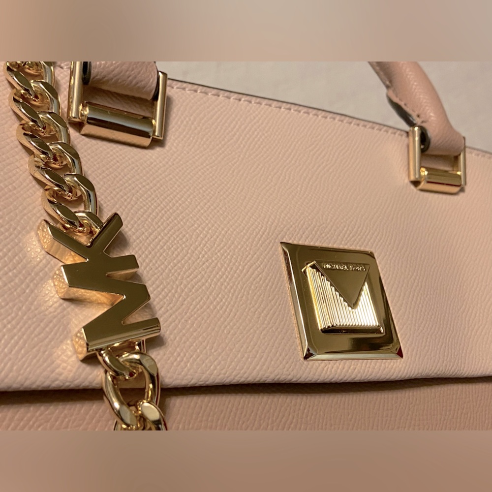 NWOT Michael Kors Sylvia Satchel - Picture 14 of 16